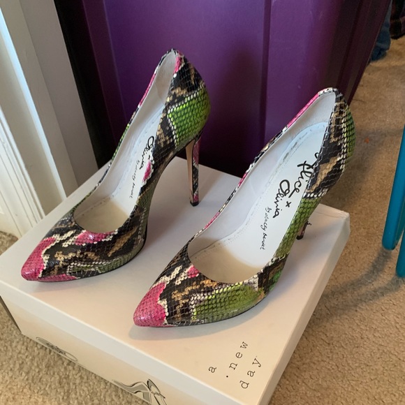 Alice and Olivia multi color snake print heels - Picture 7 of 8